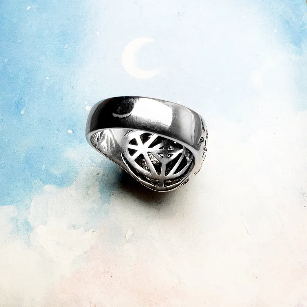 Lone Guardian Wolf Ring – 925 Sterling Silver