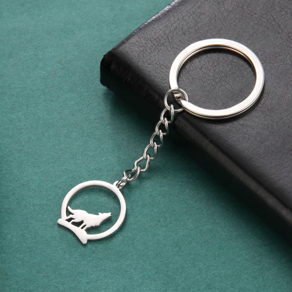 Silver Wolf Emblem Keychain | Stainless Steel Round Pendant