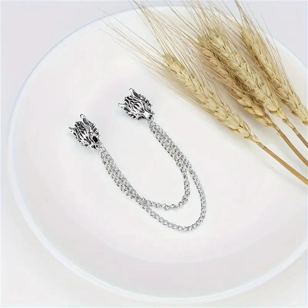 Twinfang Chain Brooch | Dual Wolf Head Collar Pin