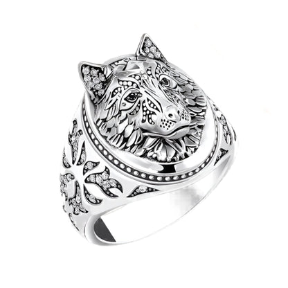 Lone Guardian Wolf Ring – 925 Sterling Silver